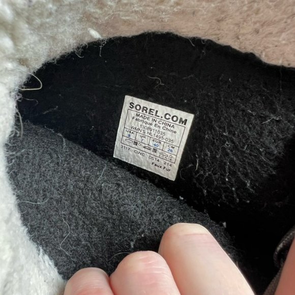 Sorel women’s waterproof winter boots size 9 - Picture 6 of 11